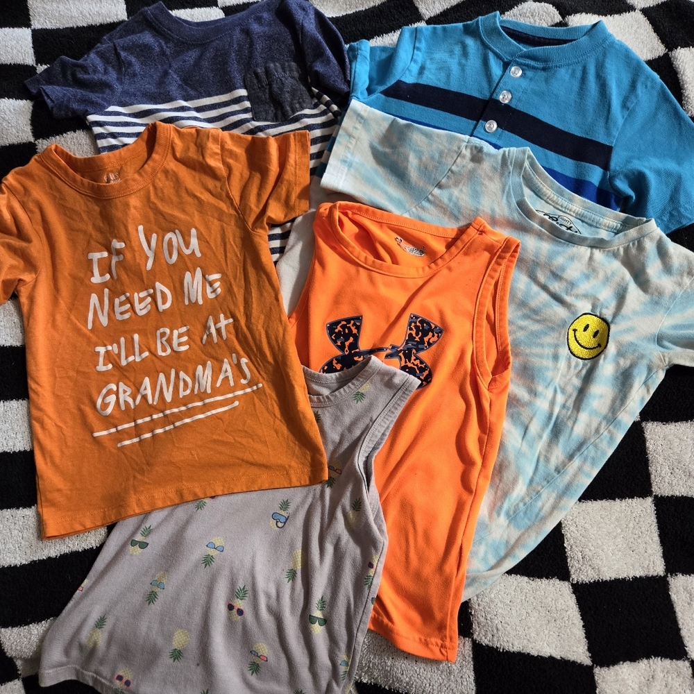 Boys lot of shirts size 4T